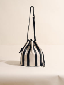 #color_black-stripe-nappa-canvas