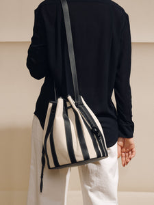 #color_black-stripe-nappa-canvas