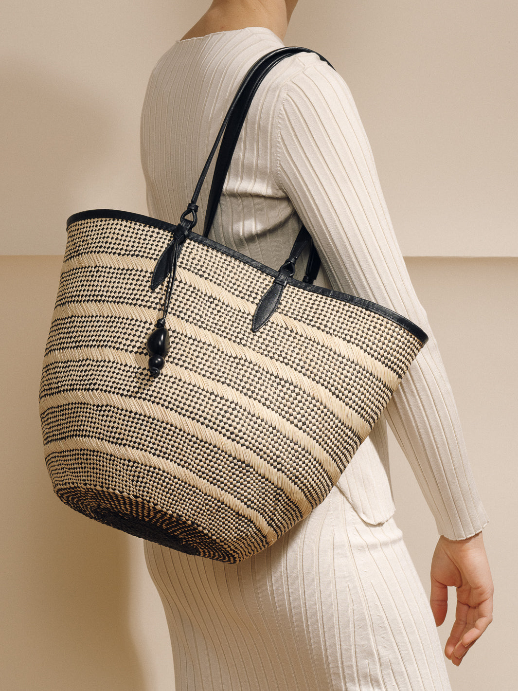 #color_black-natural-stripe