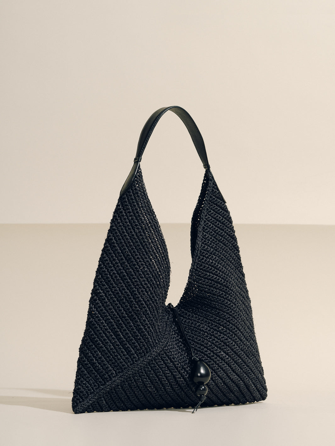 #color_black-black