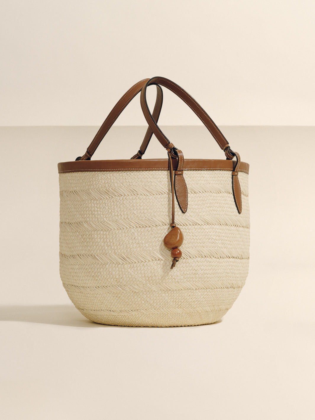#color_cognac-natural-fiber