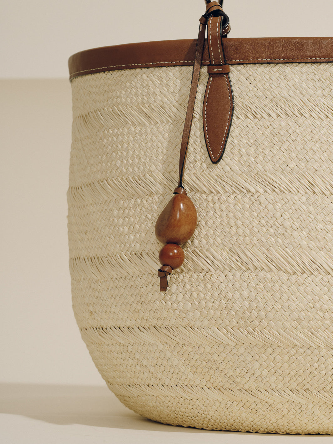 #color_cognac-natural-fiber