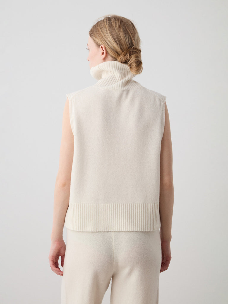 Geilo Vest in Off White