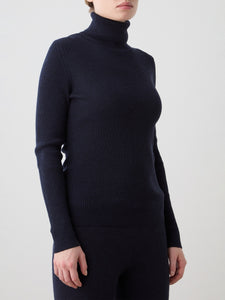 Geilo Turtleneck in Navy Blue