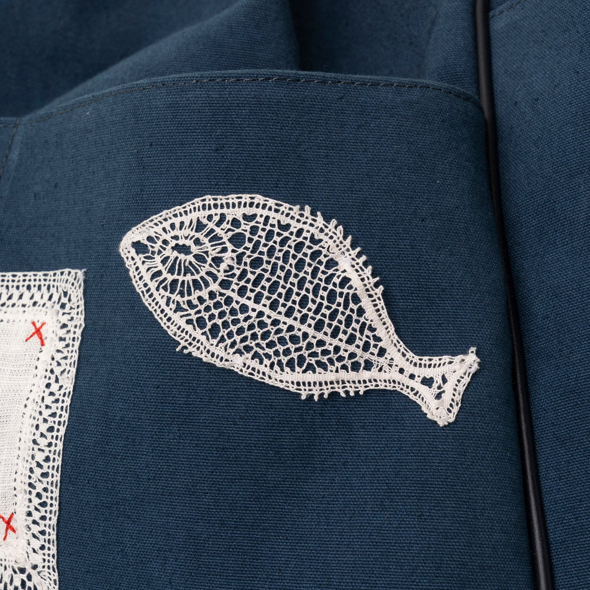 "Camarinas" Fishes Tote in Denim