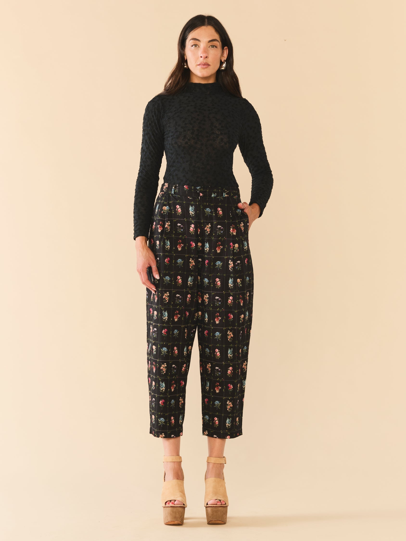 Maeve Pant in Florence Black Floral