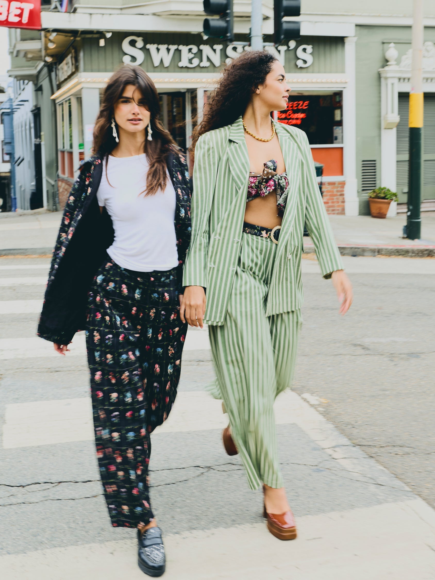 Maeve Pant in Florence Black Floral