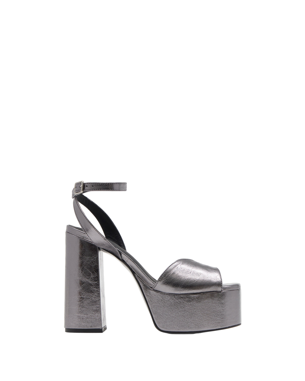 Fibi in Platinum