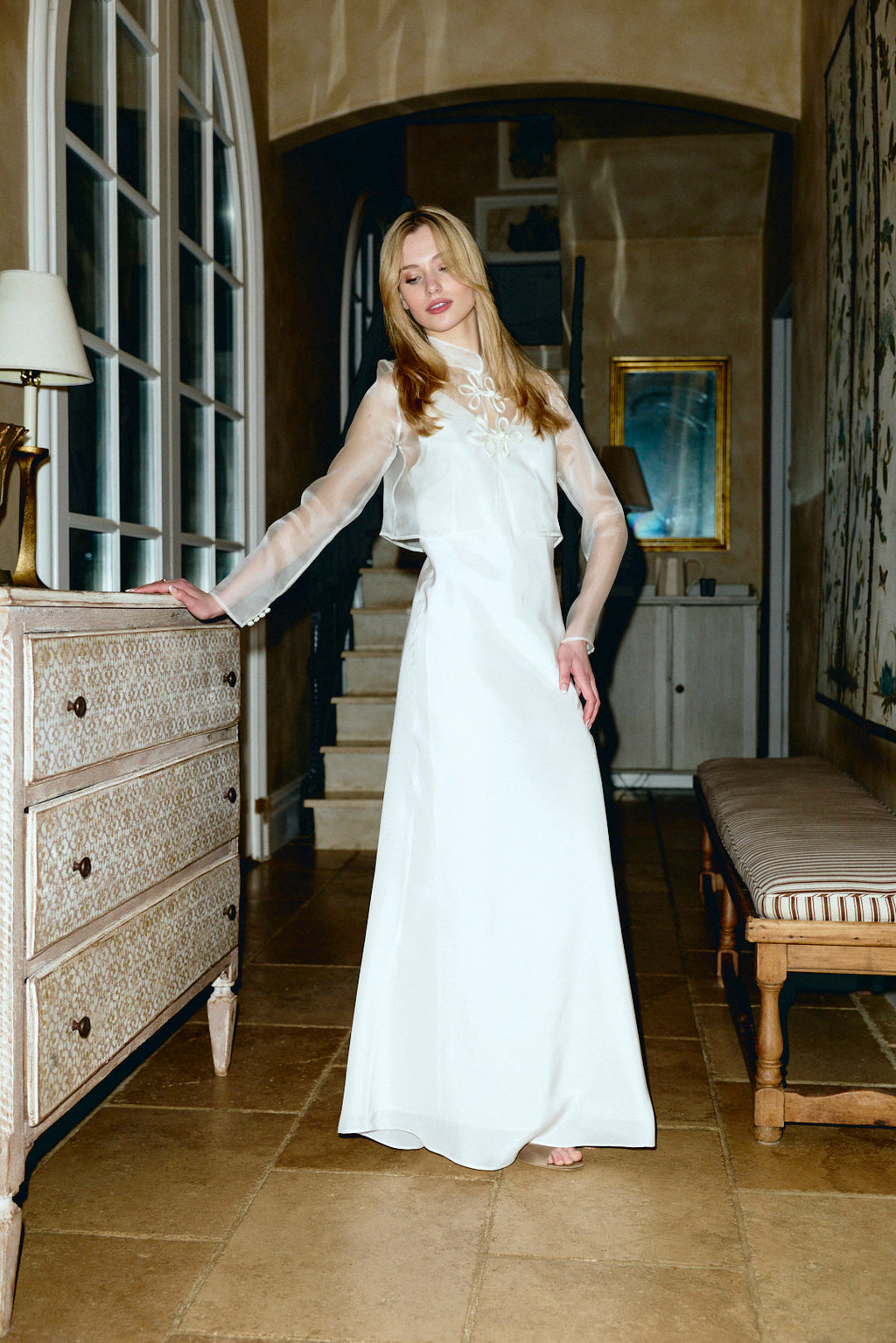 Juliet Chaquet In Blanche