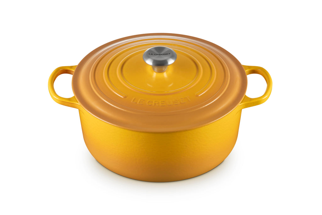Le Creuset Signature Round Dutch Oven, 7.25 qt., Nectar