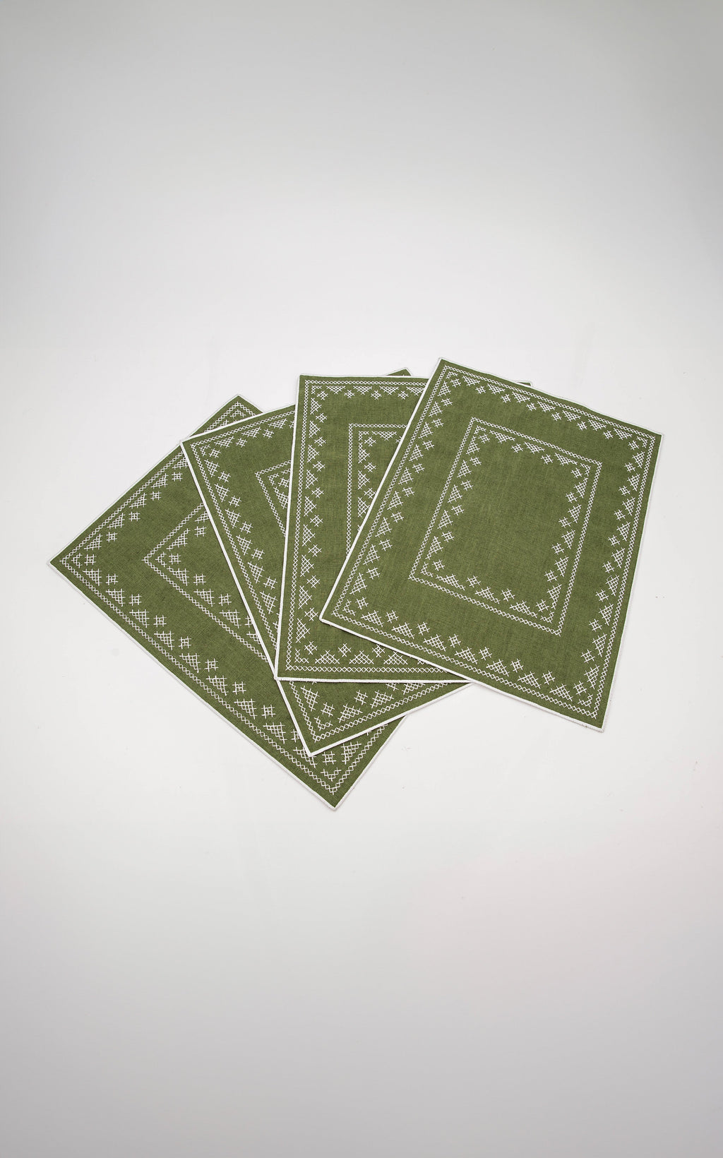 Pedralbes Placemats in Olive, Set of 4