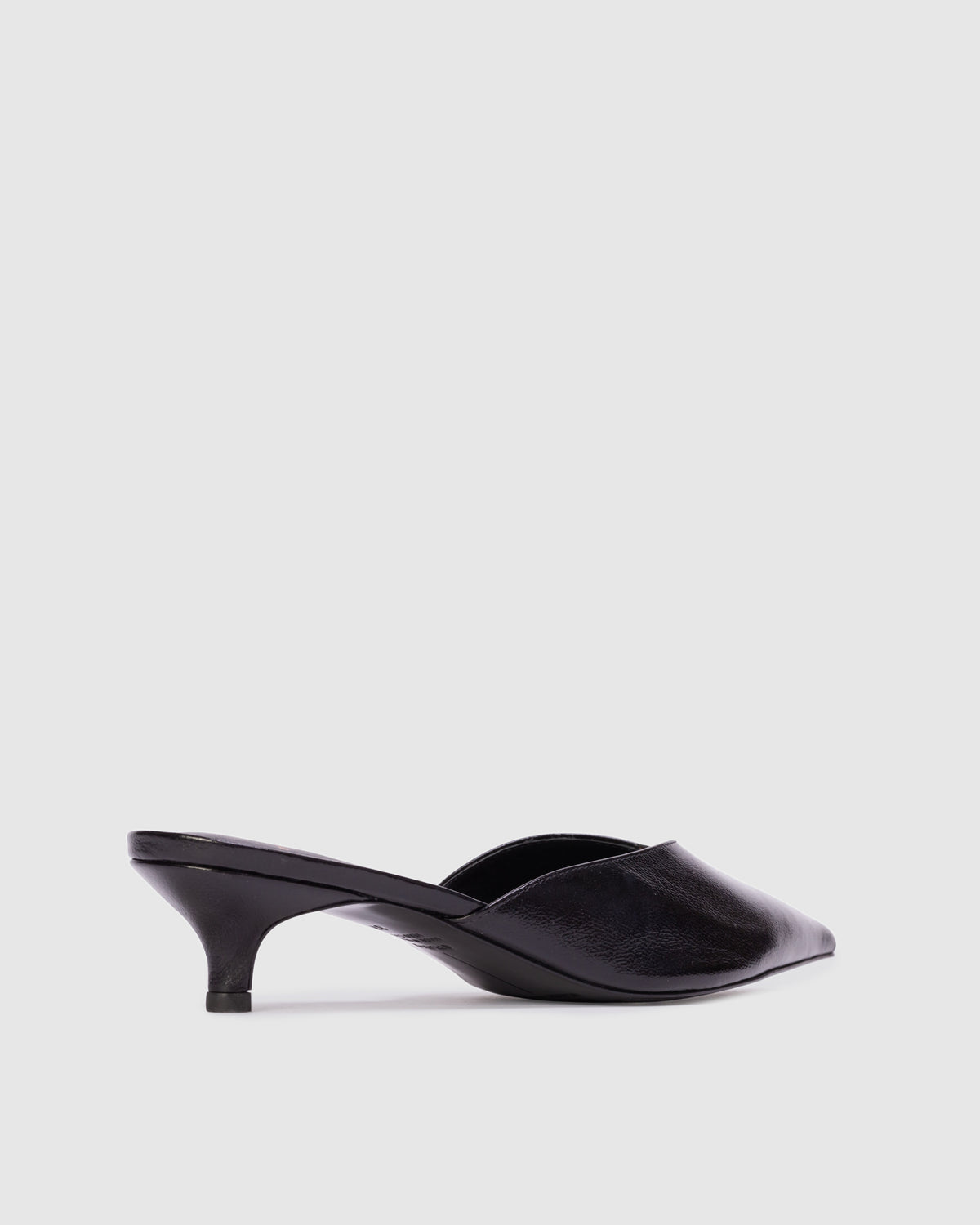 Sofia 35 in Black Leather