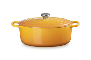Le Creuset Signature Oval Dutch Oven, 6.75 qt., Nectar