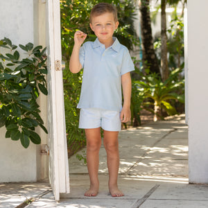 Boys’ seersucker spring dress shorts in crisp cotton with flat front and elastic back waistband, by Henry Duvall – versatile for Easter, portraits, and warm-weather occasions.