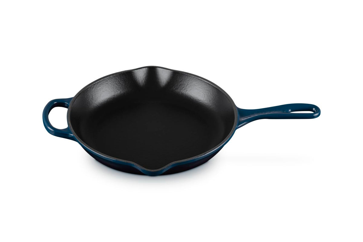 Signature Round Skillet in Nuit