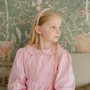 Alice Headband by Eva’s House, classic structured velvet headband for girls made in Switzerland, timeless fall accessory for everyday and family moments