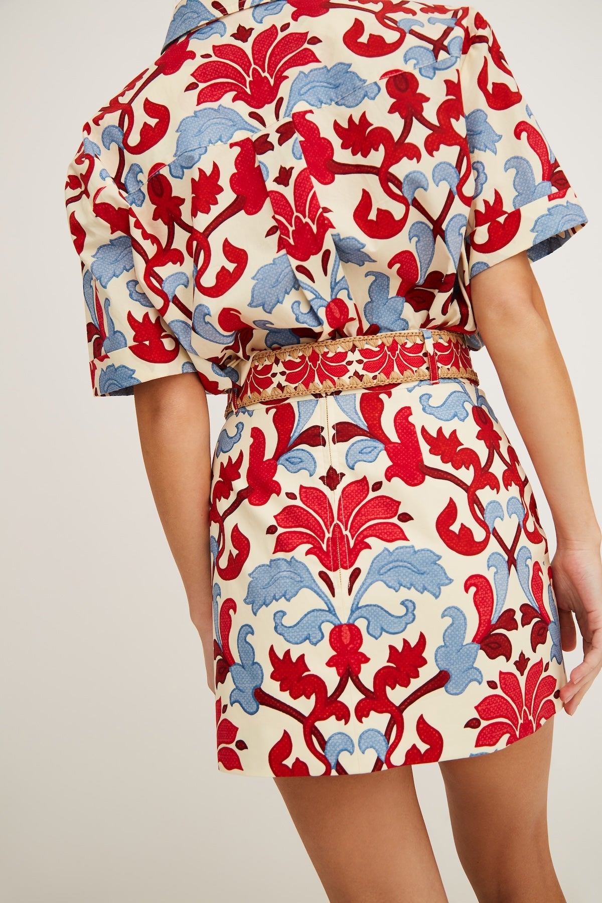 Calvia Shirt in Fleur Crest Ivory