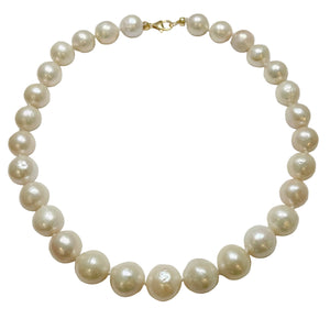 Pearl Knotted Necklace