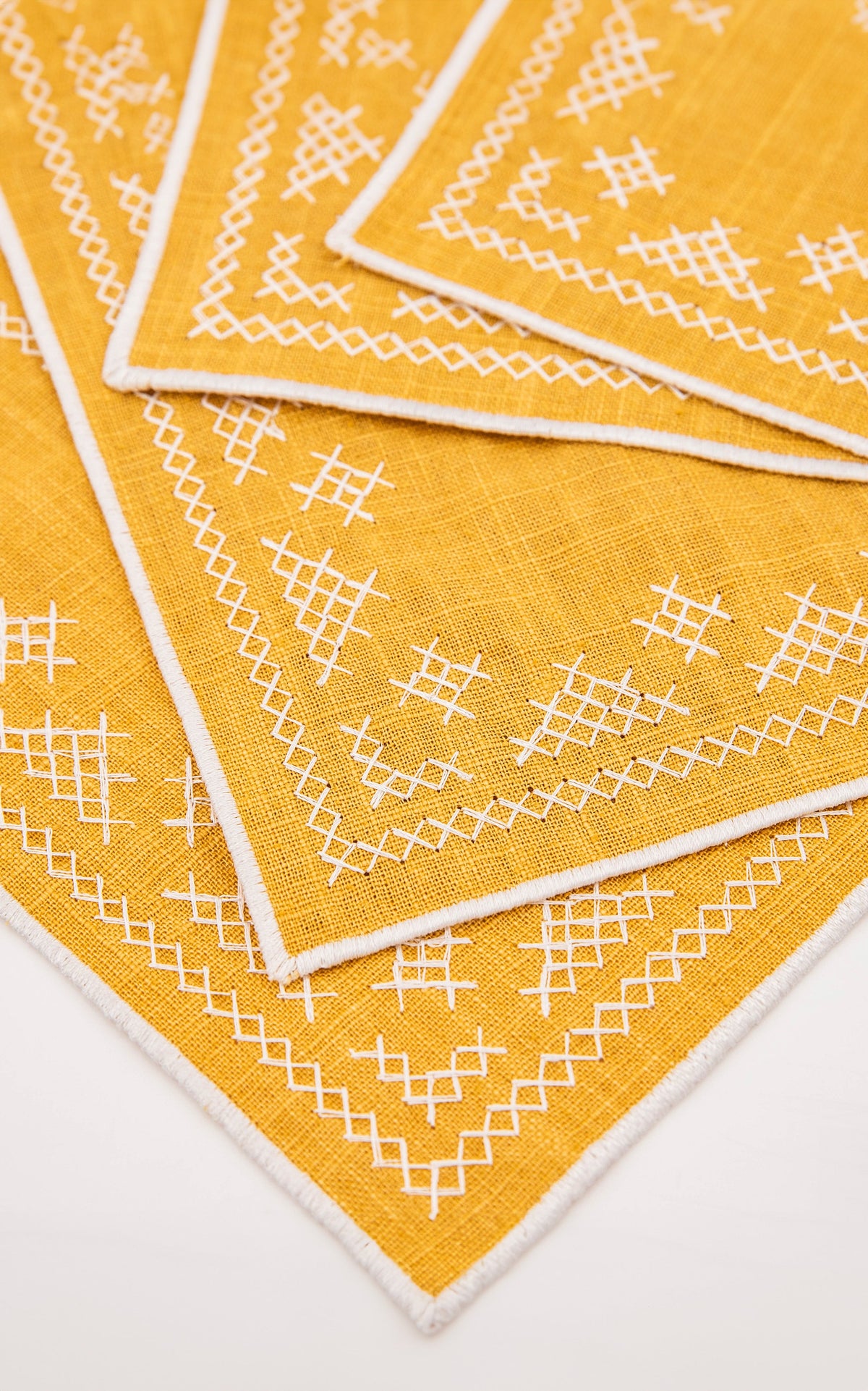 Pedralbes Placemats in Marigold, Set of 4