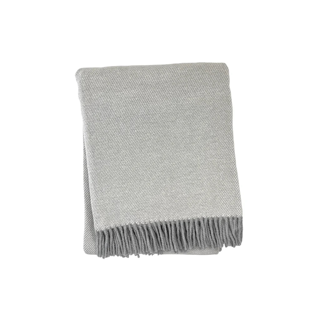 Pixel Design Fringed Throw