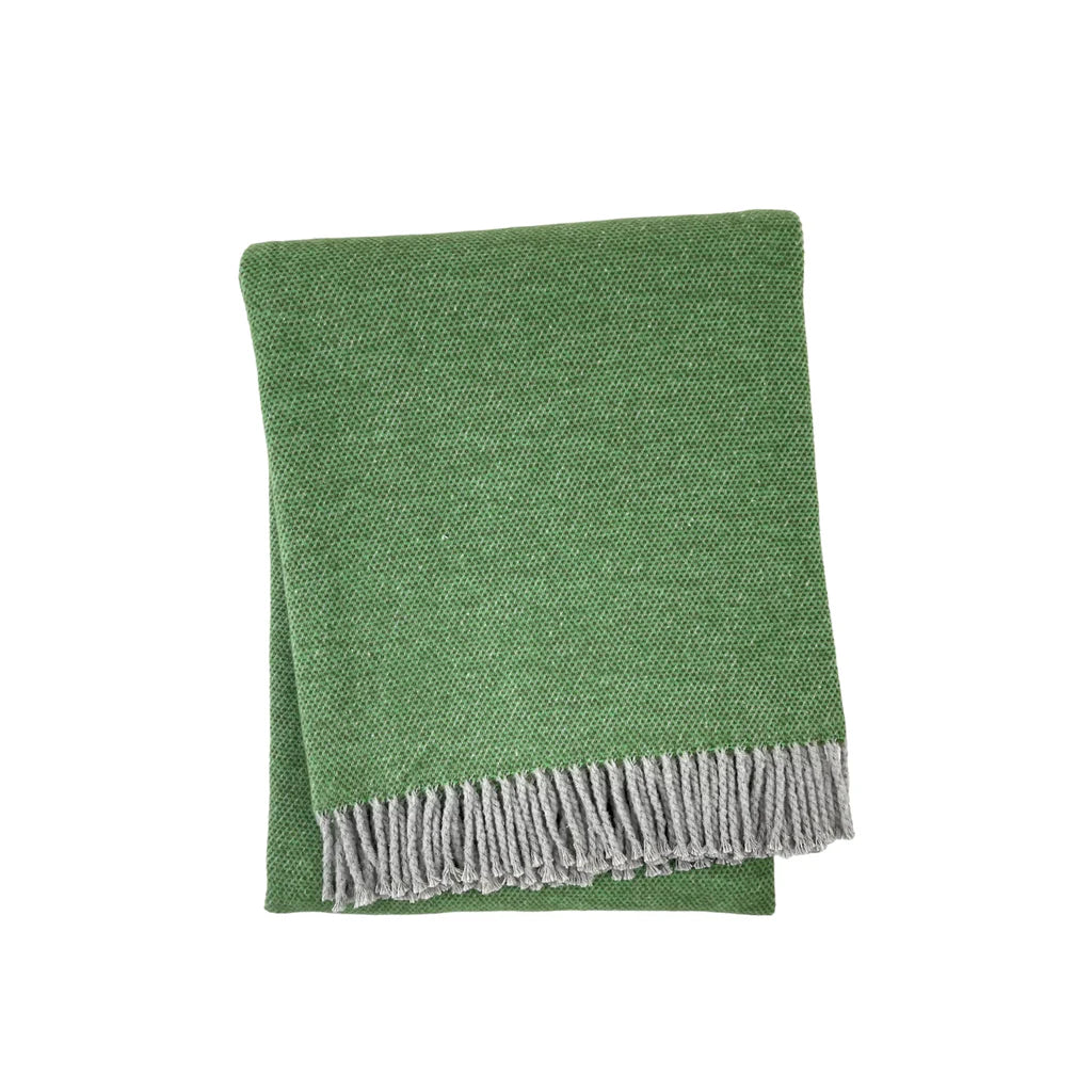 Pixel Design Fringed Throw