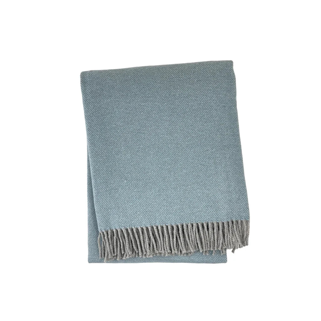 Pixel Design Fringed Throw