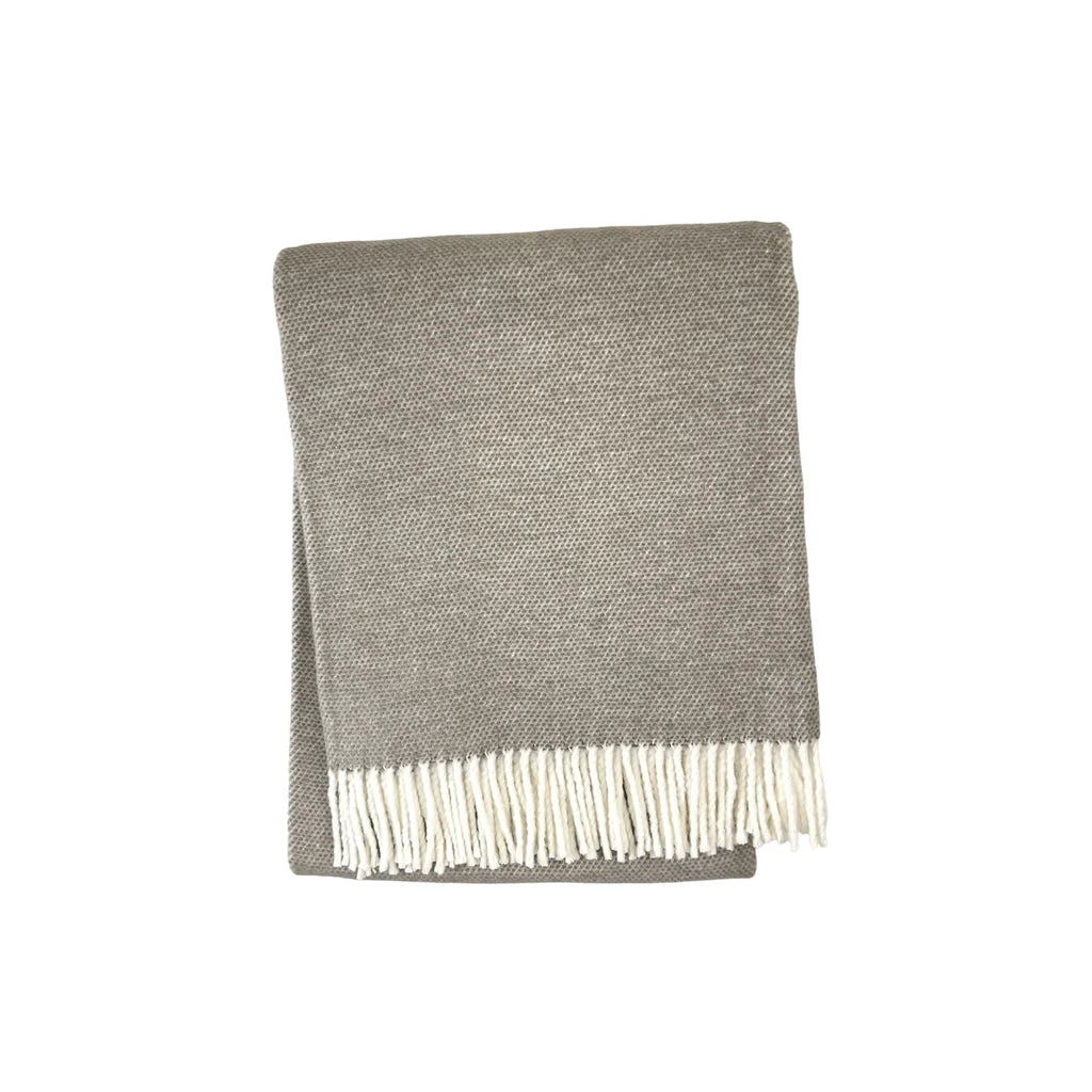 Pixel Design Fringed Throw