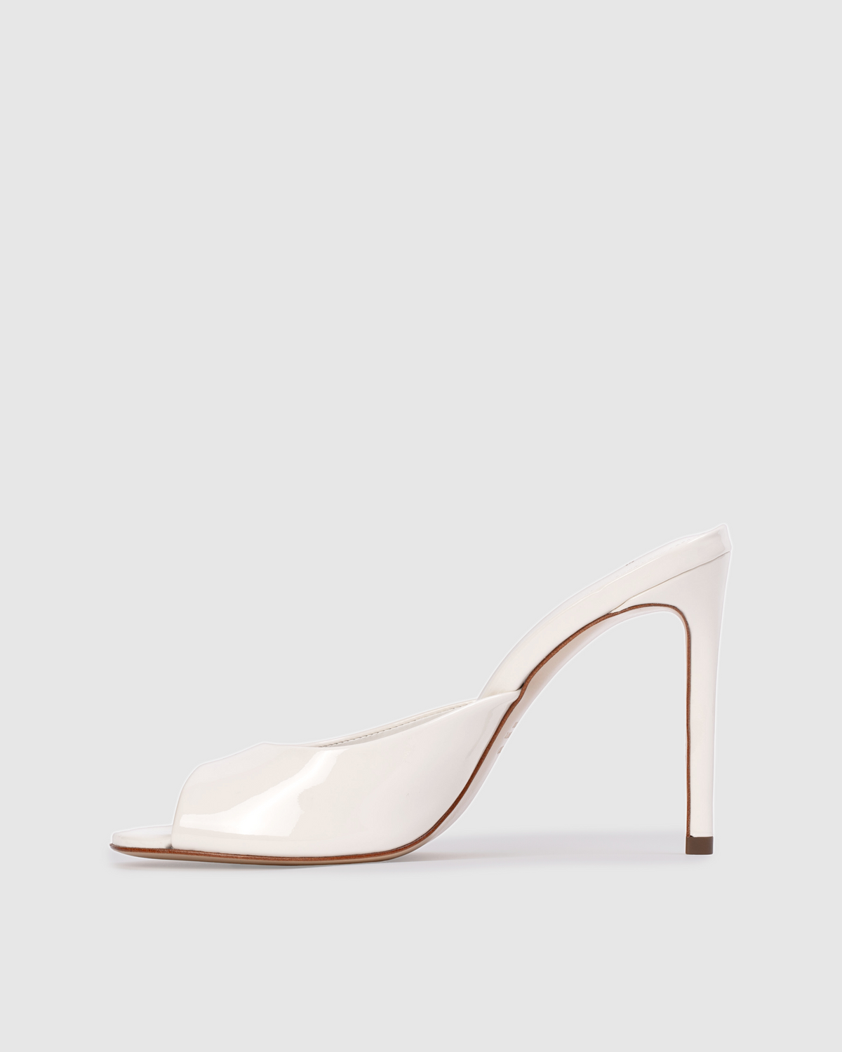 Alessia 100 Mule in Coconut Patent Leather