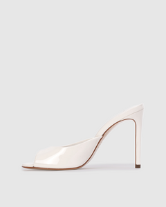 Alessia 100 Mule in Coconut Patent Leather