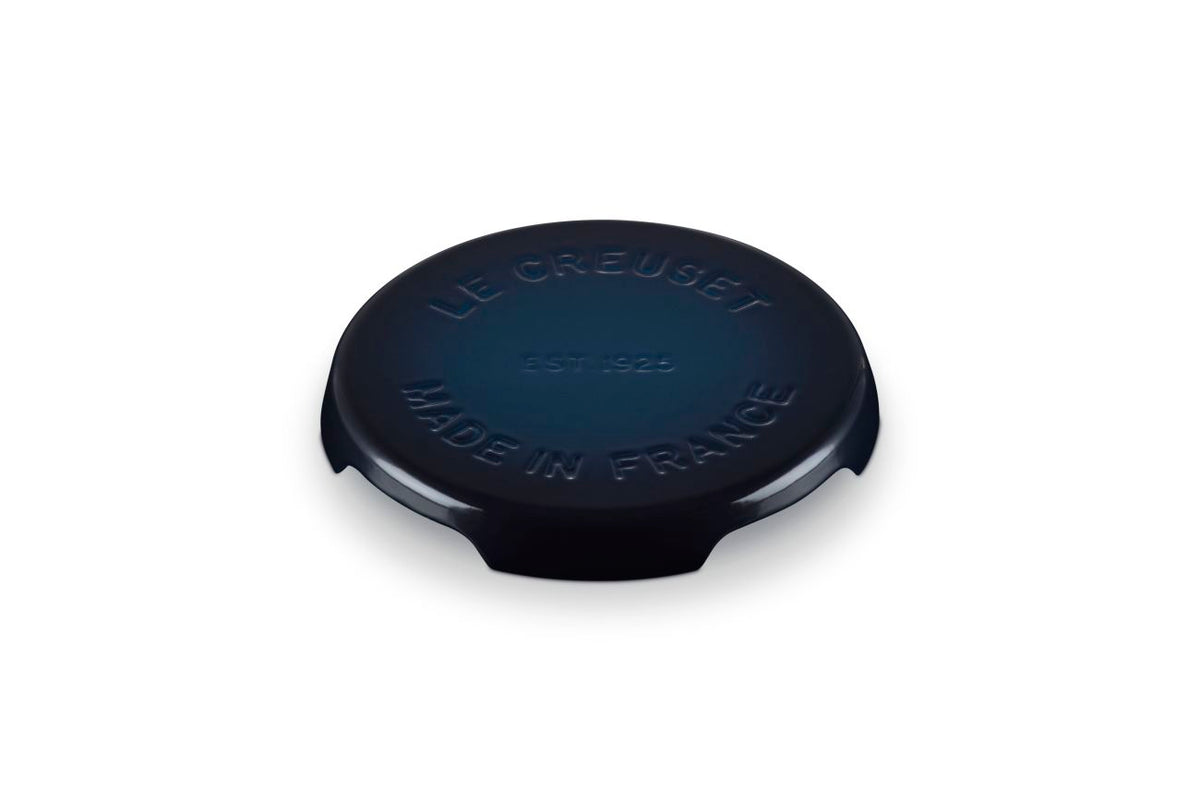 Signature Trivet in Nuit