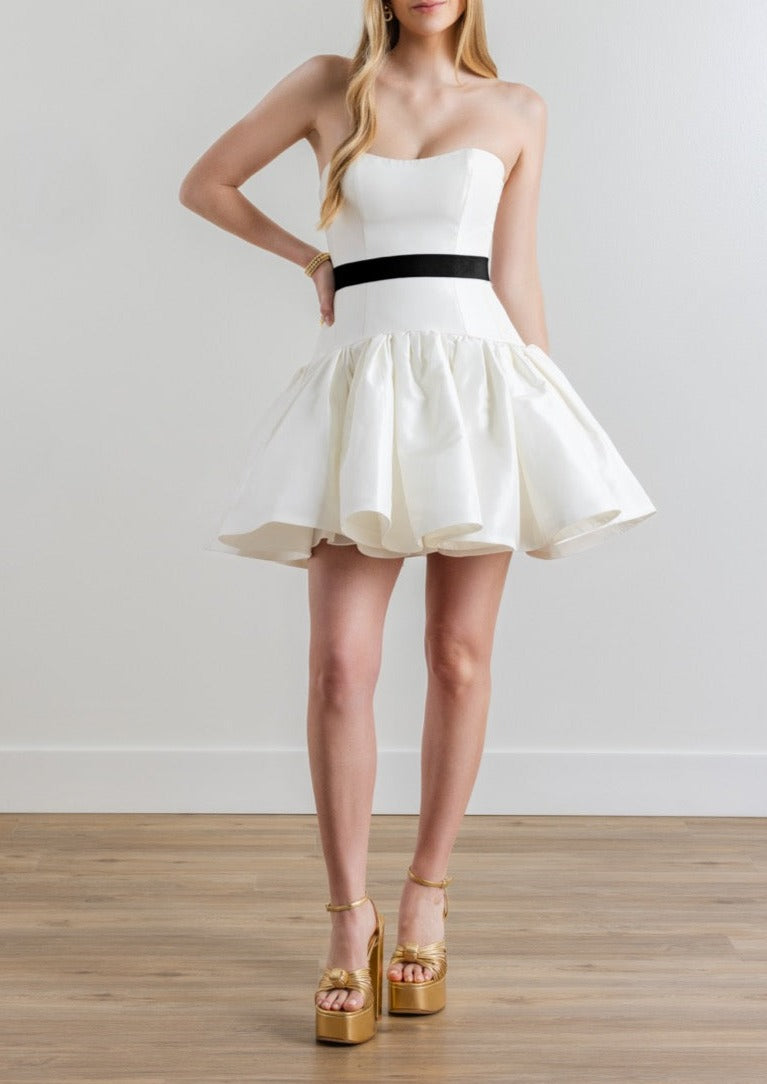 Leoni Dress in Ivory Ivory / 00 Leoni Dress in Ivory Ivory / 00