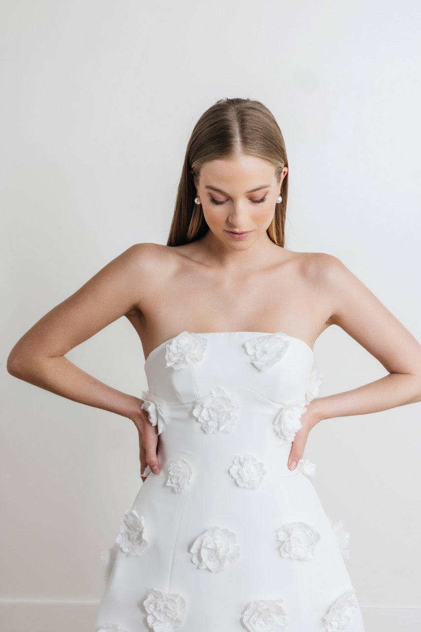 Corsage Dress in Ivory