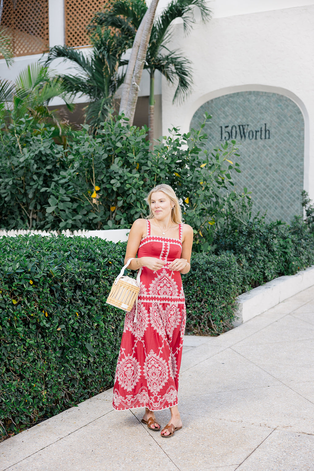 Emily Tote