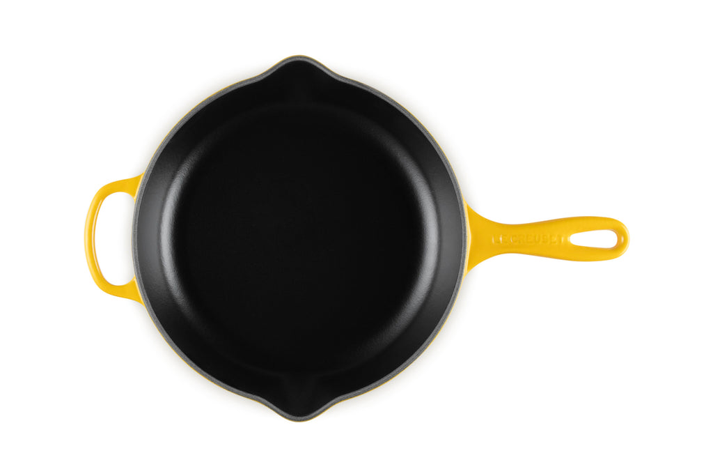 Le Creuset Signature Round Skillet, 10.25 in., Nectar