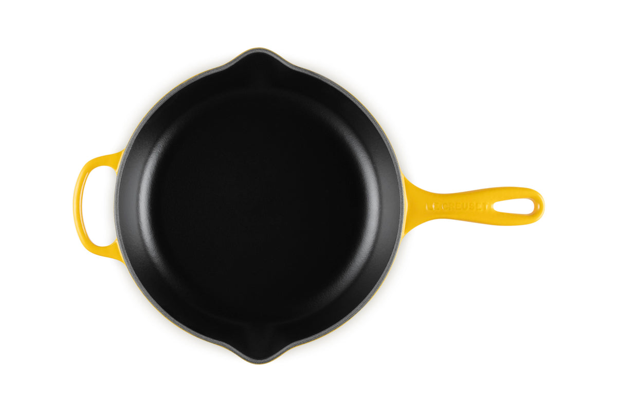 Le Creuset Signature Round Skillet, 10.25 in., Nectar