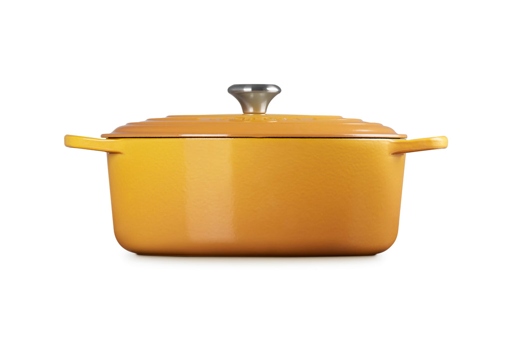 Le Creuset Signature Oval Dutch Oven, 6.75 qt., Nectar