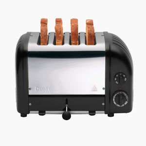 4 Slot Classic Toaster in Matte Black