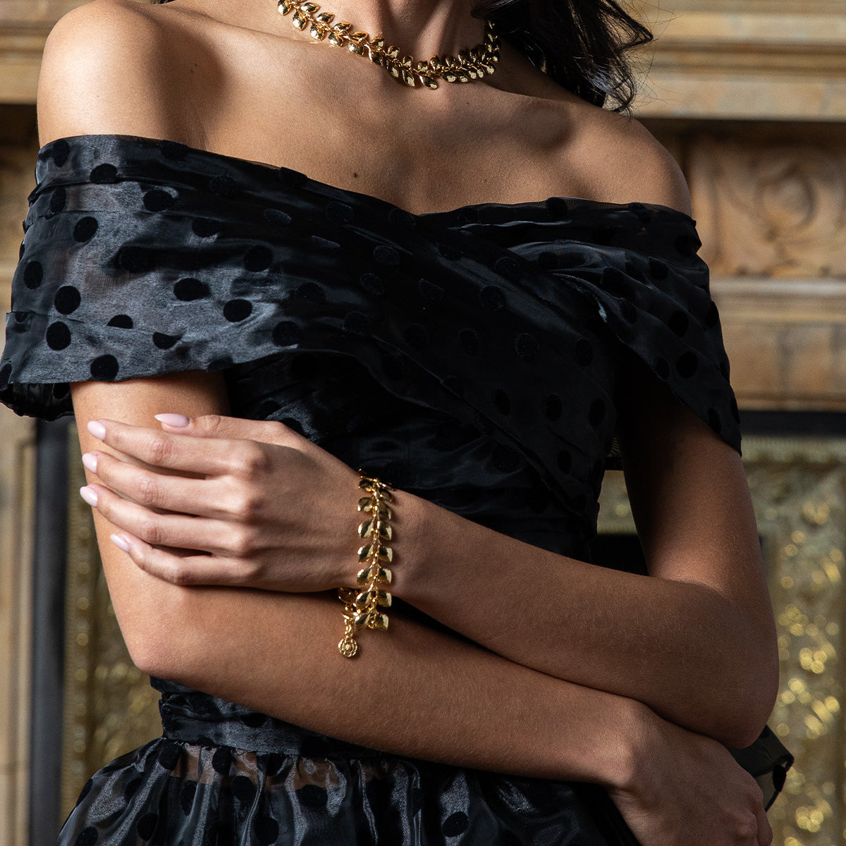 Golden Laurel Link Bracelet