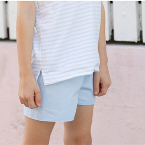 Boys’ light blue spring dress shorts in crisp cotton with flat front and elastic back waistband, by Henry Duvall – versatile for Easter, portraits, and warm-weather occasions.