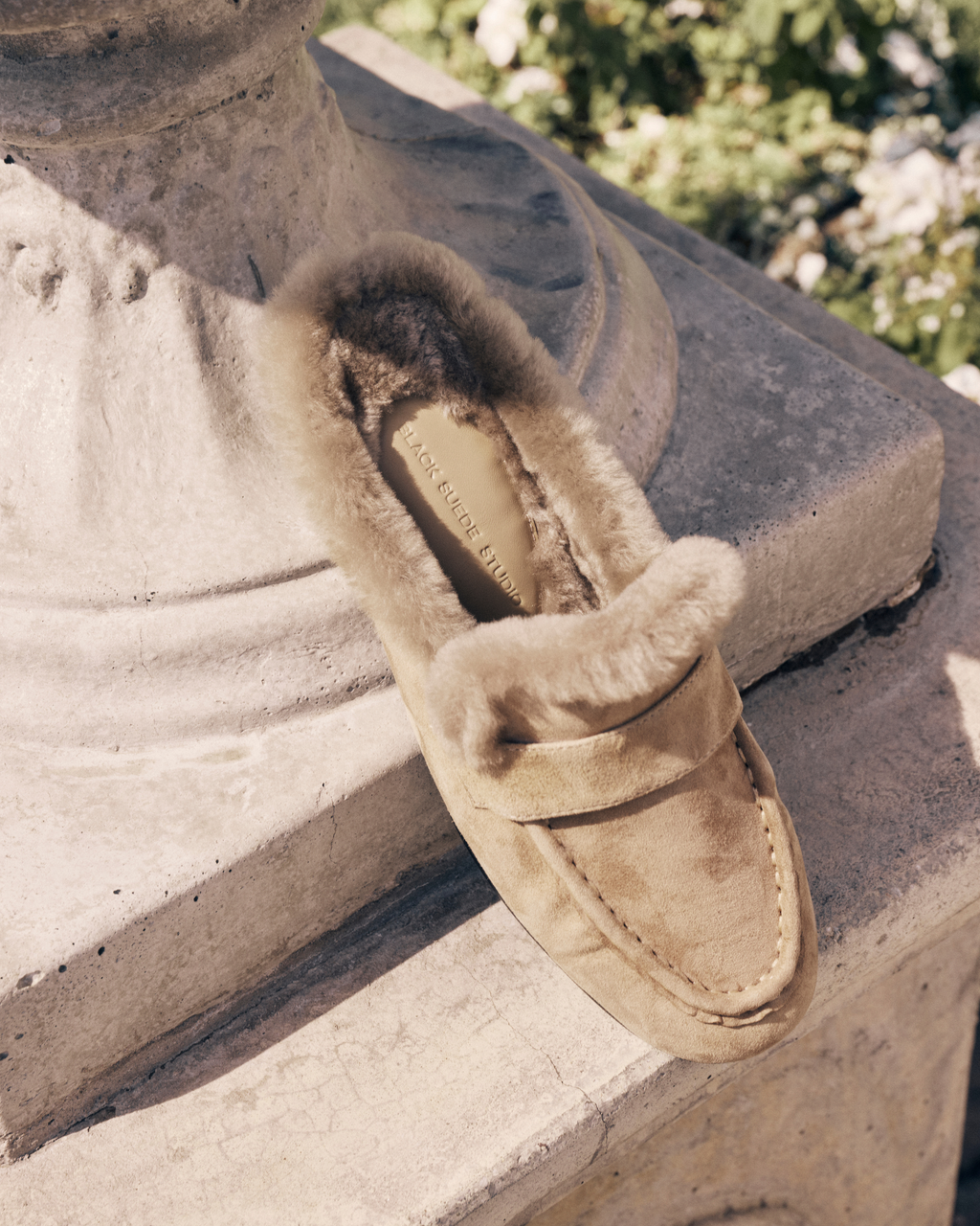 Theo Mule in Latte Suede / Wool Shearling