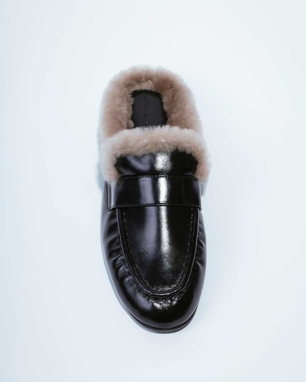 Theo Mule in Black Leather/Caramel Shearling