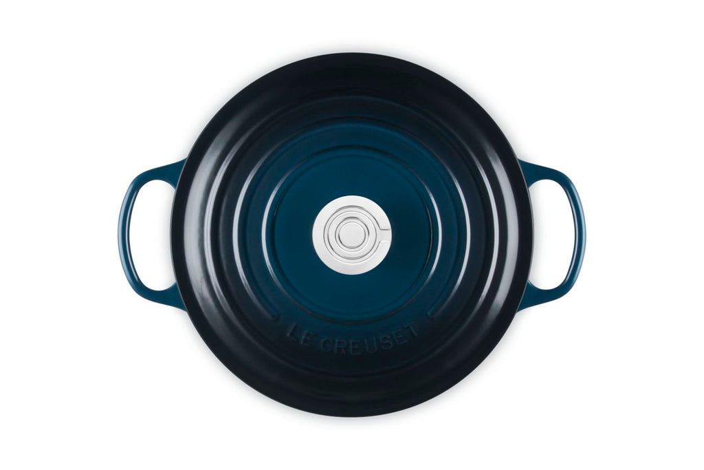 Signature Round Dutch Oven 5.5qt  in Nuit