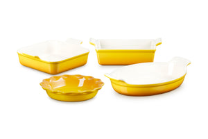 Le Creuset Heritage 4-Piece Bakeware Essentials Set, Set of 4, Nectar