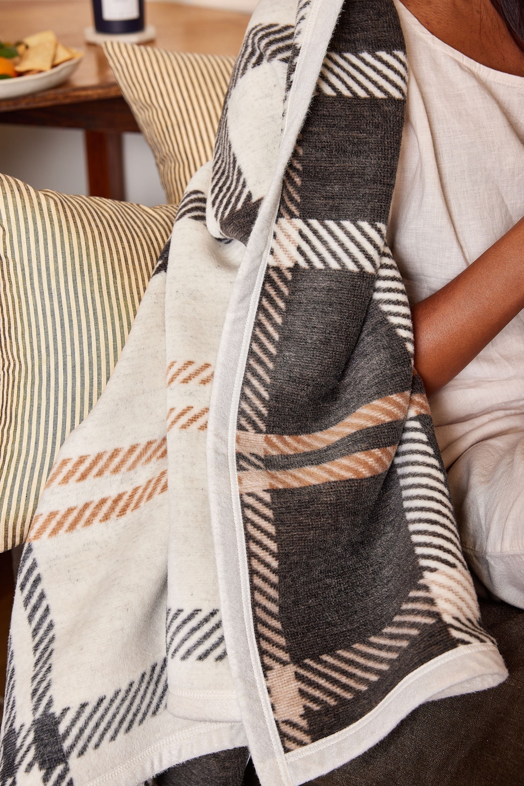 Griffin Plaid Blanket