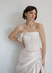 Vianca Earrings in Crystal