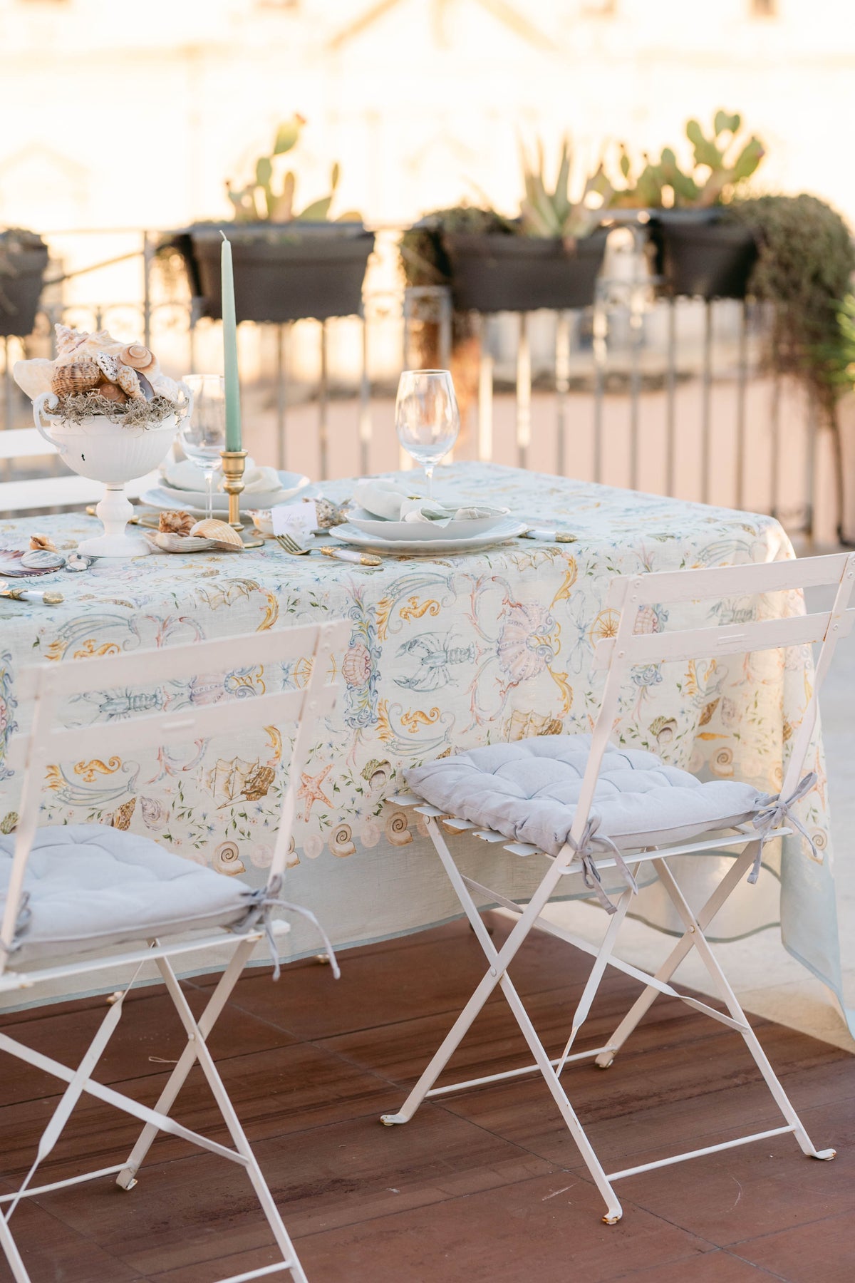 Isola Tablecloth