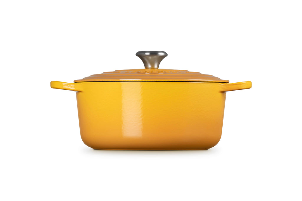 Le Creuset Signature Round Dutch Oven, 5.5 qt., Nectar