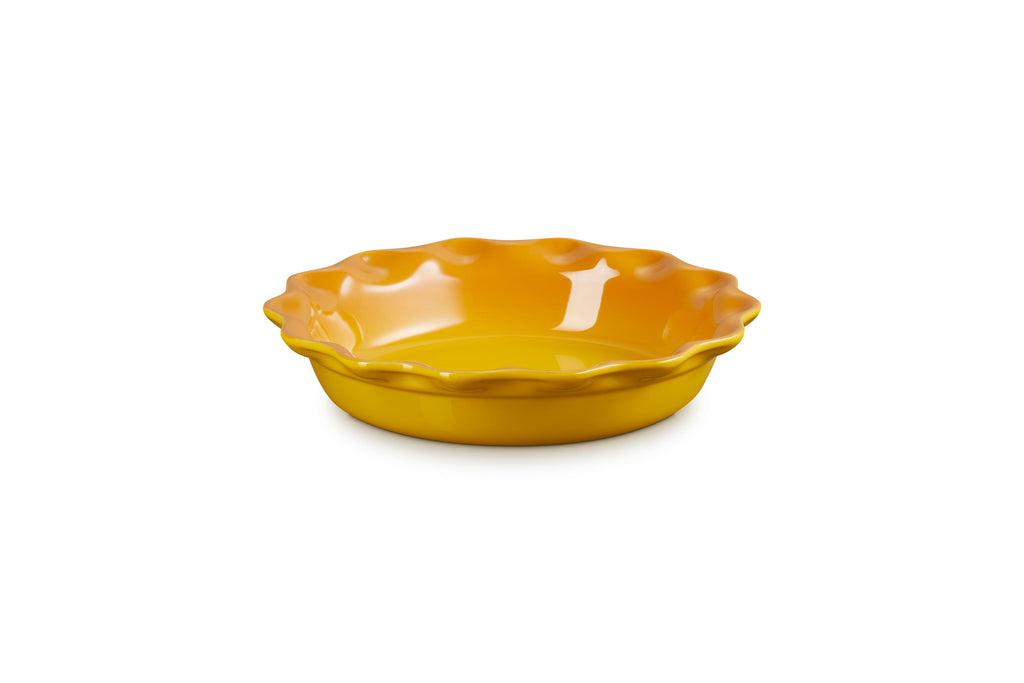 Le Creuset Heritage Fluted Pie Dish, 9 in., Nectar