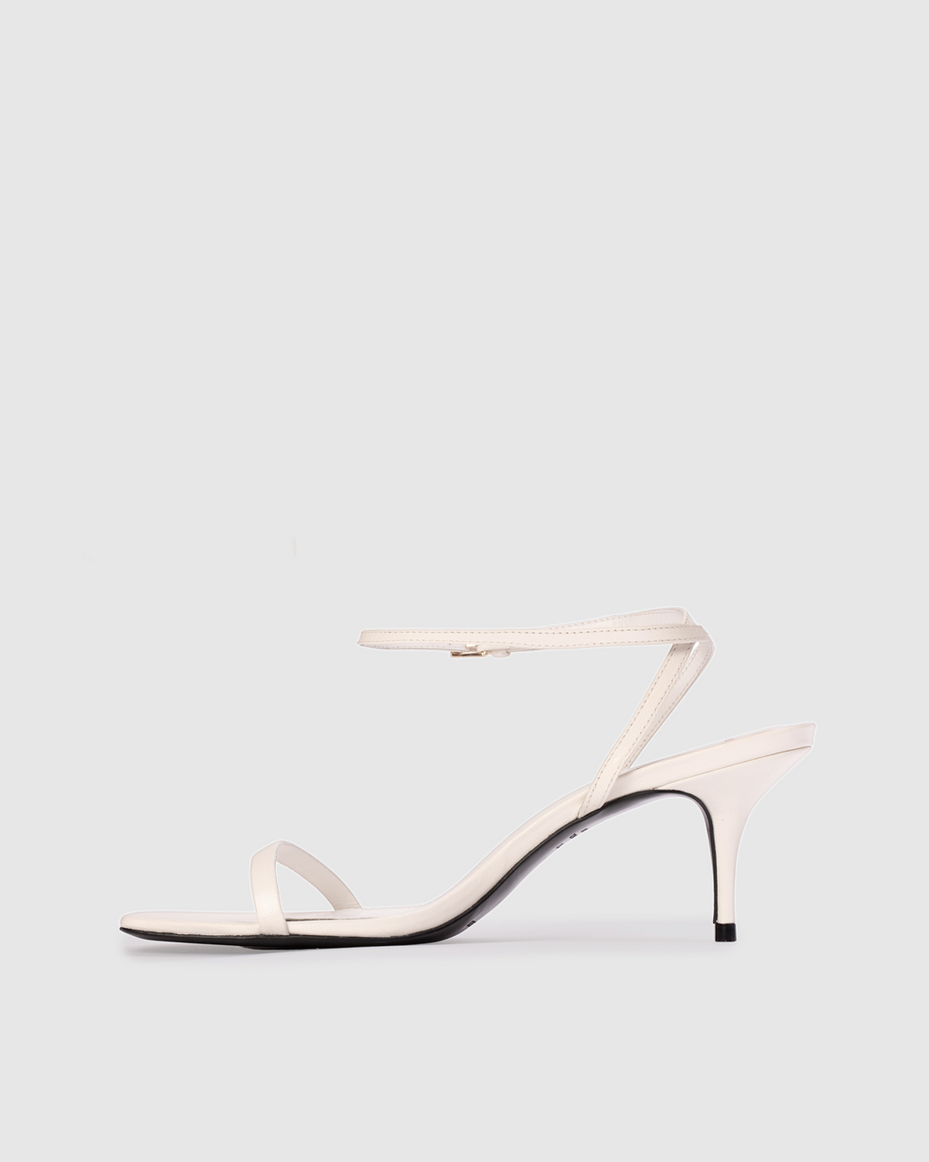 Slone 65 in Coconut leather