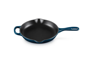 Signature Round Skillet 9" in Nuit